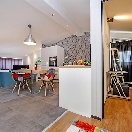 Lakovich Sea View By Irundo Apartment Rovinj
