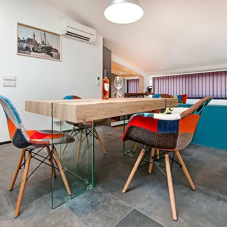 Апартаменты Lakovich Sea View