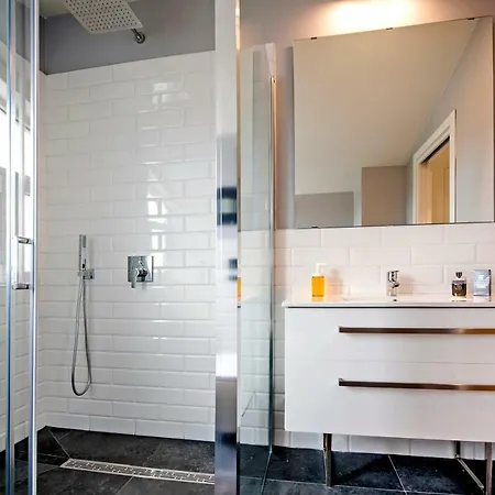 Lakovich Sea View Апартаменты