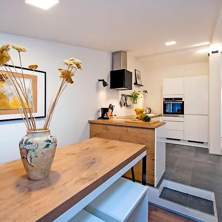 Lakovich Sea View Apartment Rovinj