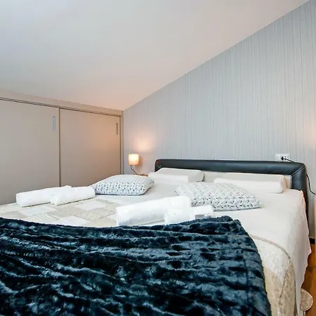 Lakovich Sea View Apartment Rovinj