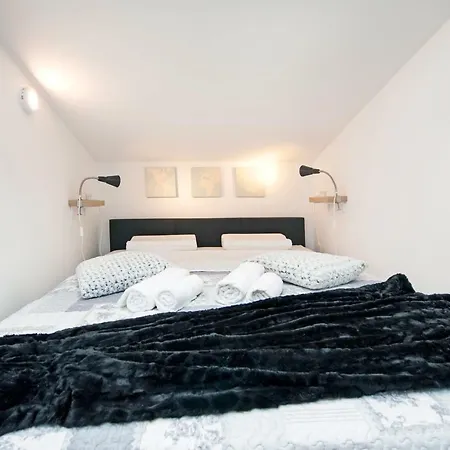 Lakovich Sea View Apartment Rovinj